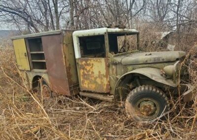 M37 DODGE WITH CONTACT MAINTENANCE BODY